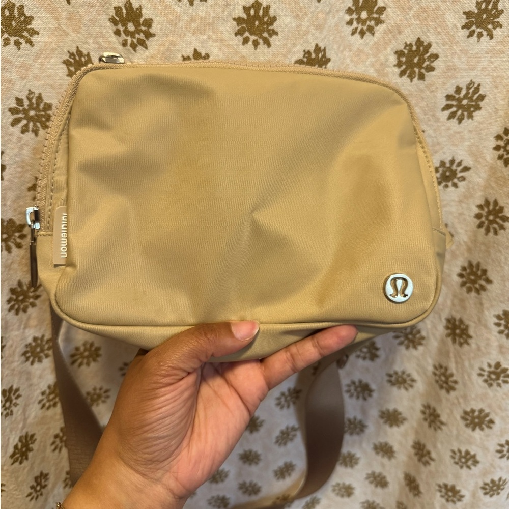 Lululemon Athletica Tan 1L Belt Bag